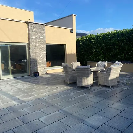 Luxurious - 5 Min Walk To Centre Ferienhaus Killarney