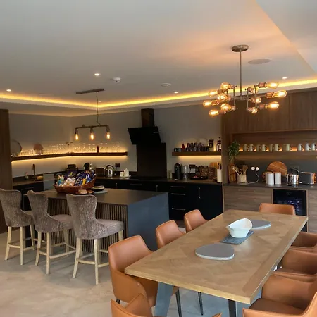 Luxurious - 5 Min Walk To Centre * Cill Airne